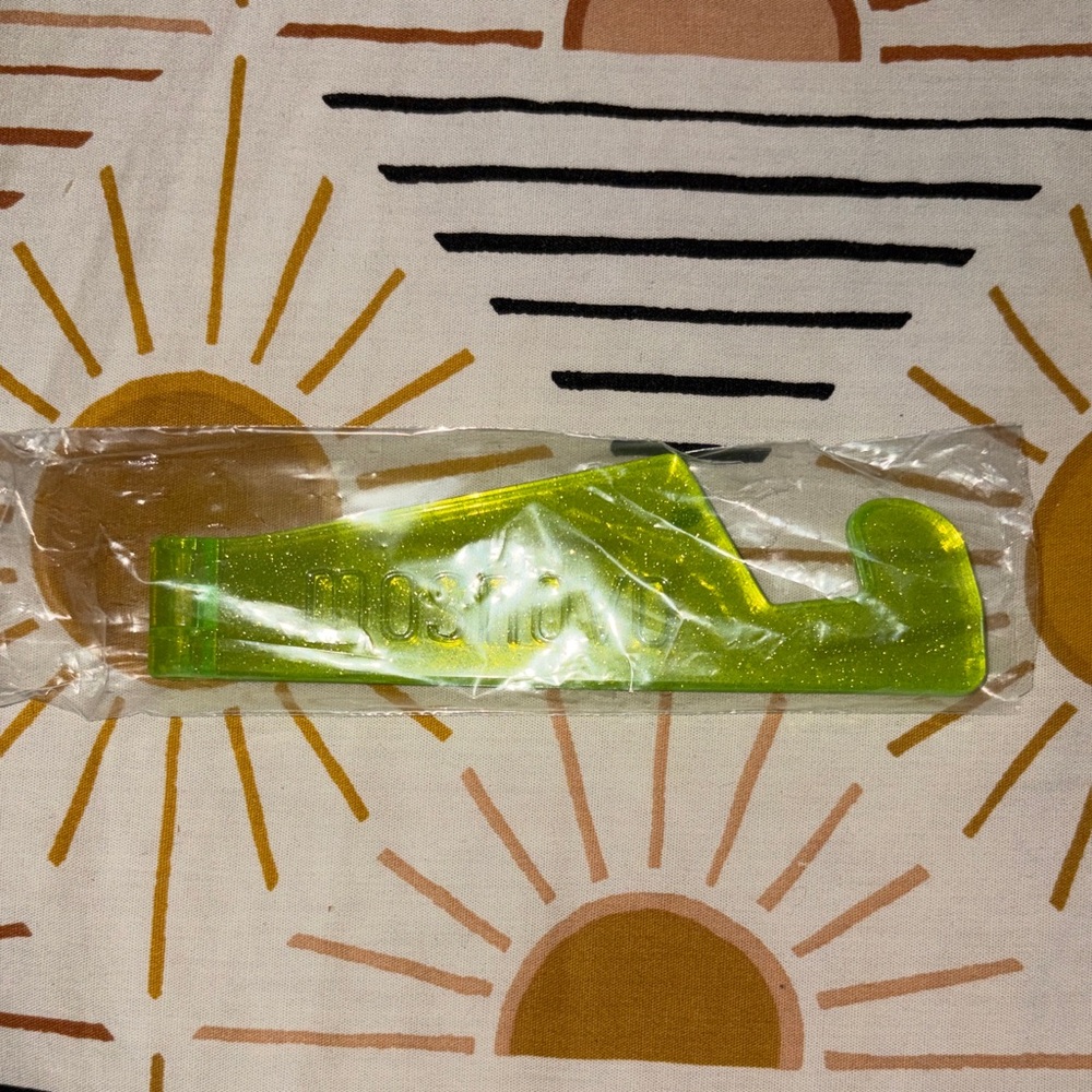 Green Phone Stand